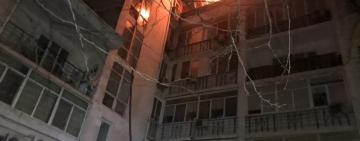 Во время тушения пожара в Одессе пострадали несколько спасателей, один из них в реанимации